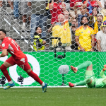 Suiza eliminó a Colombia y jugará con Argentina