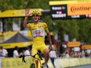 Tadej-Pogacar-volvio-a-ganar-el-Tour-de-Francia.png