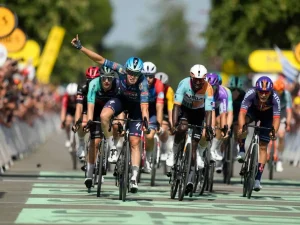 Tim-Merlier-se-llevo-la-octava-etapa-del-Tour-de.jpg