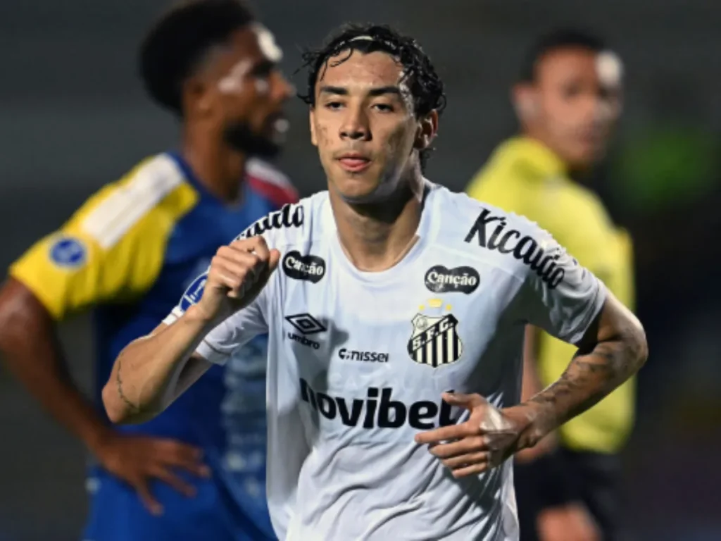 UCV-FC-trastabillo-y-cayo-goleada-ante-el-Santos-FC.png