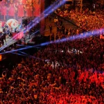 Una marea roja en Madrid recibió a España como campeones