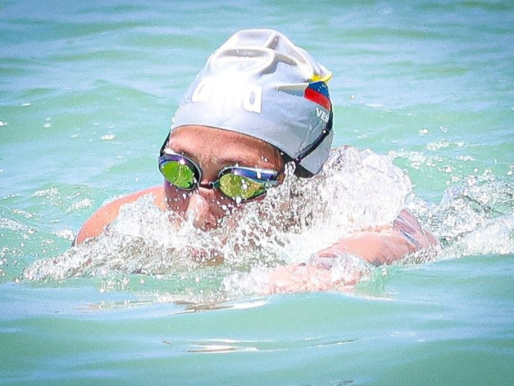 Venezuela-se-colgo-tres-medallas-en-aguas-abiertas.png