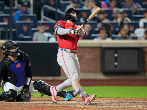Wilyer-Abreu-sacude-cuadrangular-en-triunfo-de-Boston.png