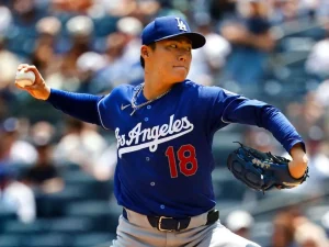 Yamamoto-completo-su-primer-juego-en-temporada-regular.jpg