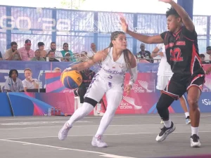 Baloncesto-3x3-femenino-obtuvo-su-primer-triunfo-en-Santo-Domingo.jpg
