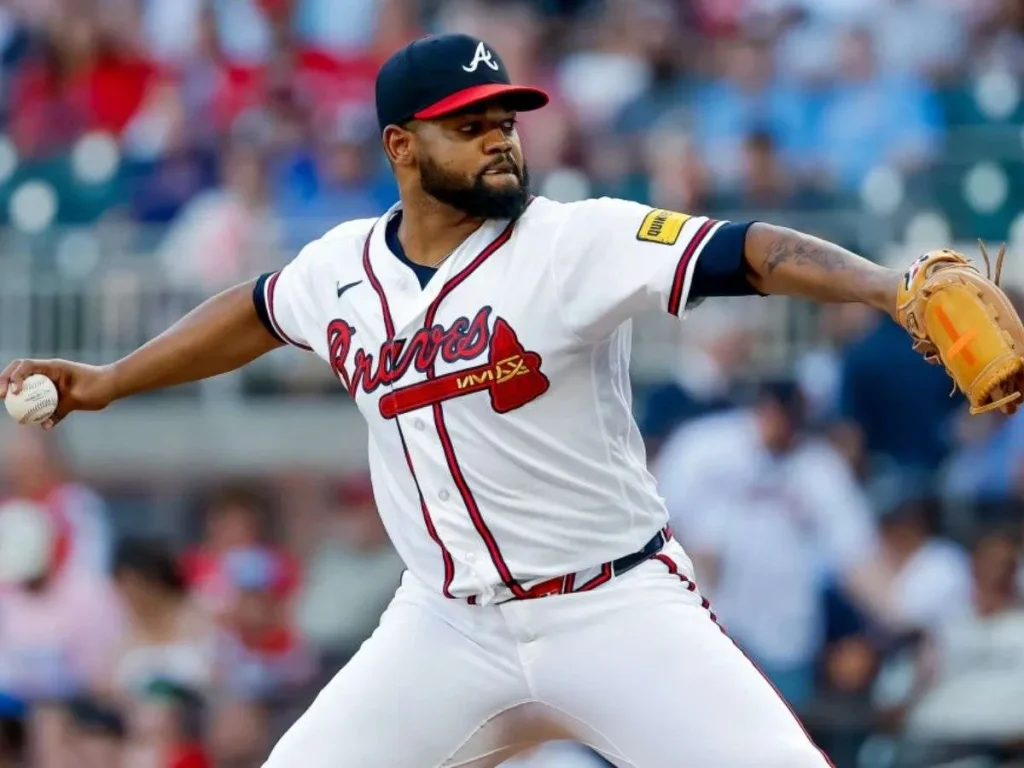 Bravos-pierden-a-Reynaldo-Lopez-por-lesion.jpg