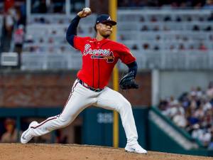 Elieser-Hernandez-estrena-su-casilla-de-salvamentos-en-Grandes-Ligas.png