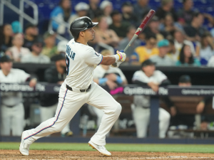 Javier-Sanoja-aporto-a-la-paliza-de-los-Marlins.png