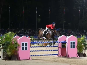 Larrazabal-conquisto-oro-en-ecuestre-de-Santo-Domingo.jpg