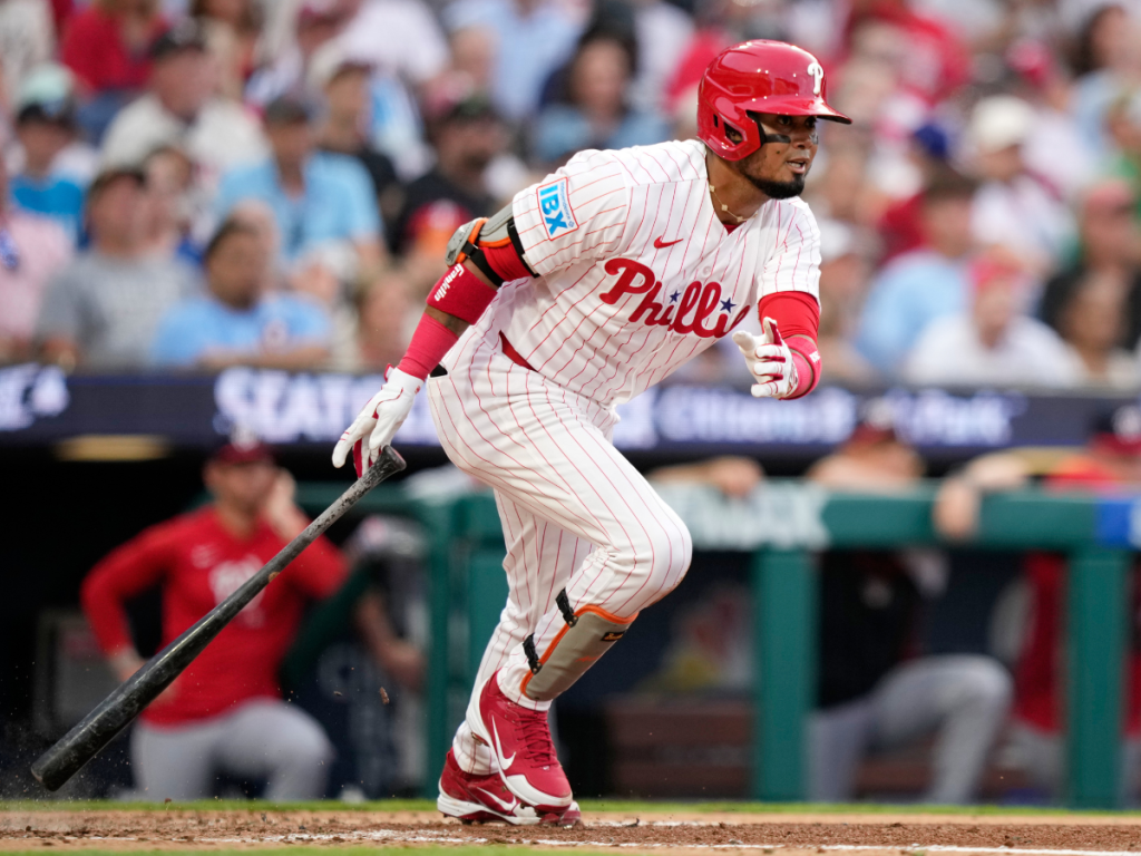 Luis-Arraez-se-hace-notar-en-su-debut-con-los.png