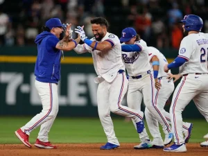 Rangers-cortaron-racha-de-derrotas-ante-los-Gigantes.jpg