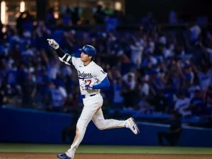 Shohei-Ohtani-sigue-rindiendo-con-el-madero.jpg