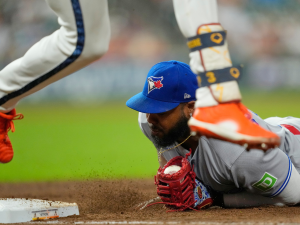 Vladimir-Guerrero-Jr-recibe-descanso-nuevamente.png