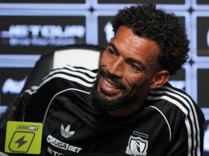 Vozinha-Siempre-crei-que-era-jugador-de-equipo-grande.png