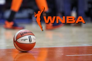WNBA-evalua-normas-tras-polemica-por-atletas-transgenero.jpg