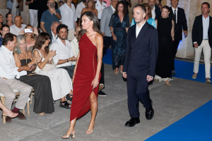 los-accesorios-y-detalles-de-su-nuevo-estilo.png